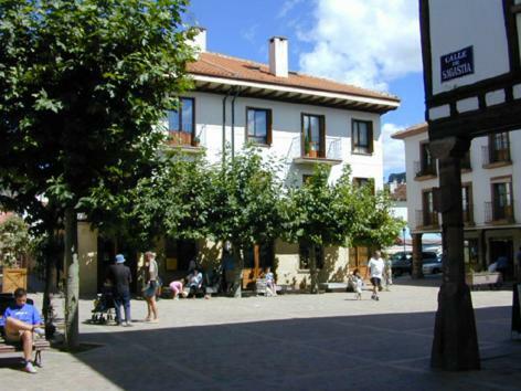 Duplex Con Jardin En Ezcaray Apartman Kültér fotó